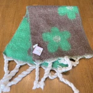 🍂Cozy Scarf with Fringe